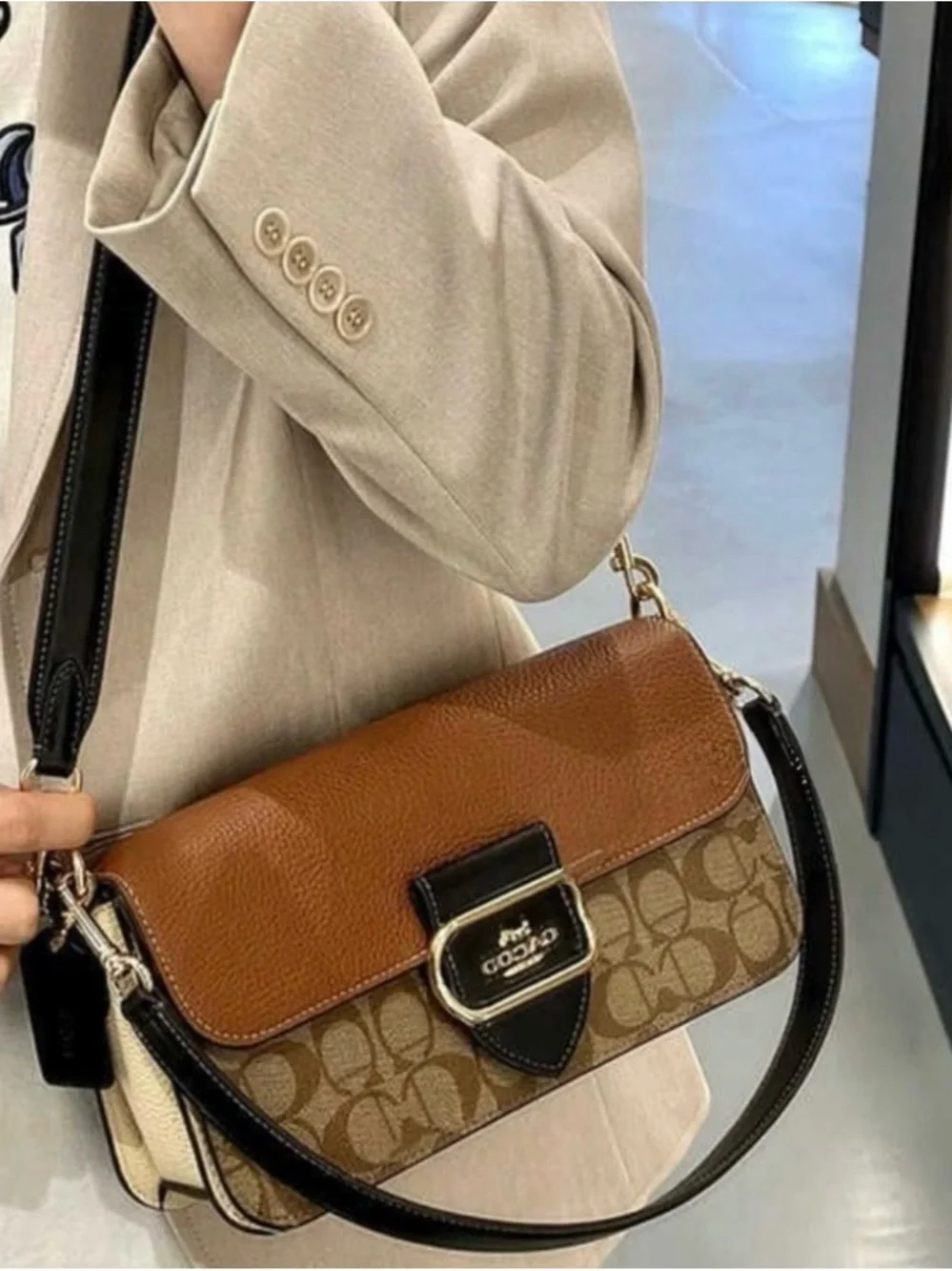 Coach crossbody signature